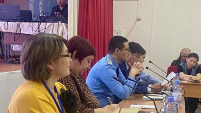Глубокое ауданында кәмелетке толмағандар арасындағы суицид пен құқық бұзушылықтың алдын алу мәселелері талқыланды